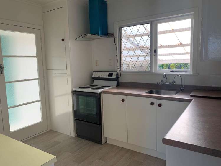 29 Taikata Road Te Atatu Peninsula_9