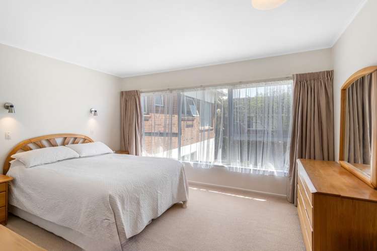83 Sylvan Avenue Northcote_11