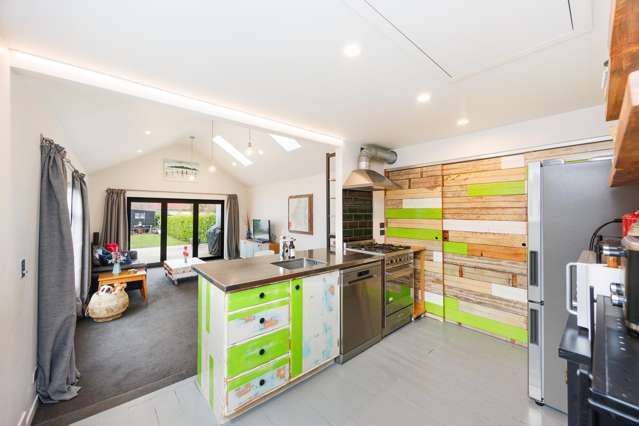 38 Joseph Street West End_1