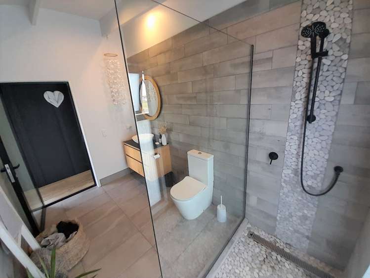 143 Ngaio Drive Matarangi_6