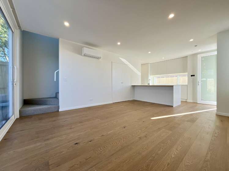 2/126 Roker Street 1535_9