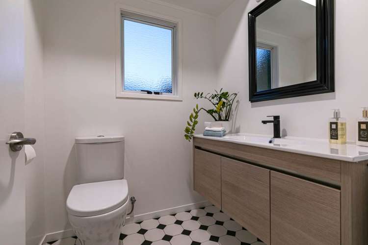 2/3 Rangitira Avenue Takapuna_18