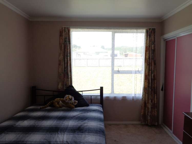 9 Branksea Street Kaitangata_13