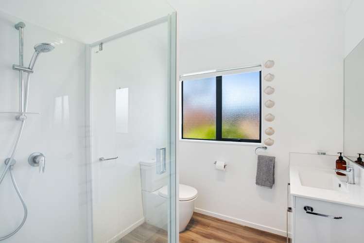 8/83 Langdale Avenue Paraparaumu_11