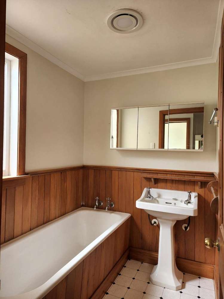 49 Gilbert Street New Plymouth Central_6