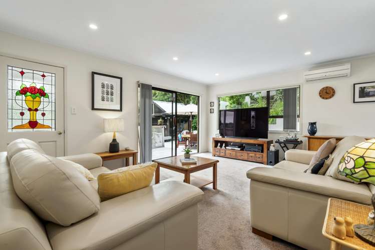 2/13 Newstead Avenue Browns Bay_10