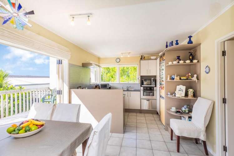 2/11 The Terrace Takapuna_6