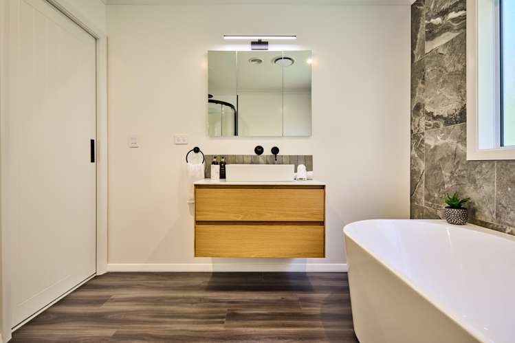 77 Logie Street Stokes Valley_18