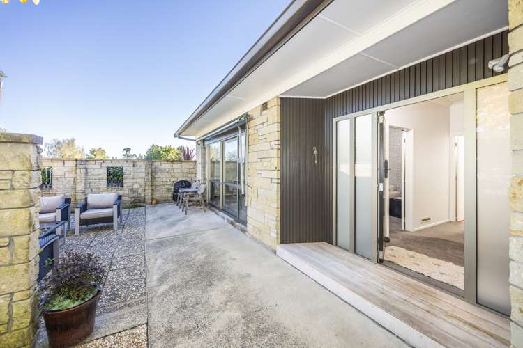 24 Clements Crescent Queenwood_23