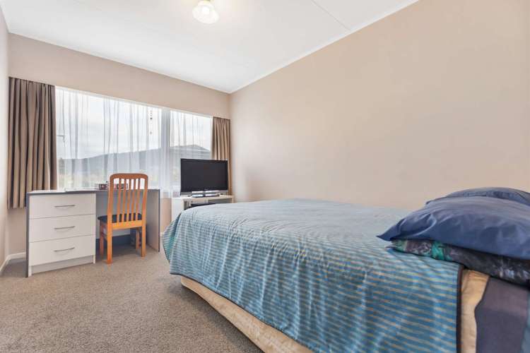 79 Pandora Avenue Westbrook_9