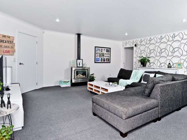 15 Holly Place Rototuna North_9