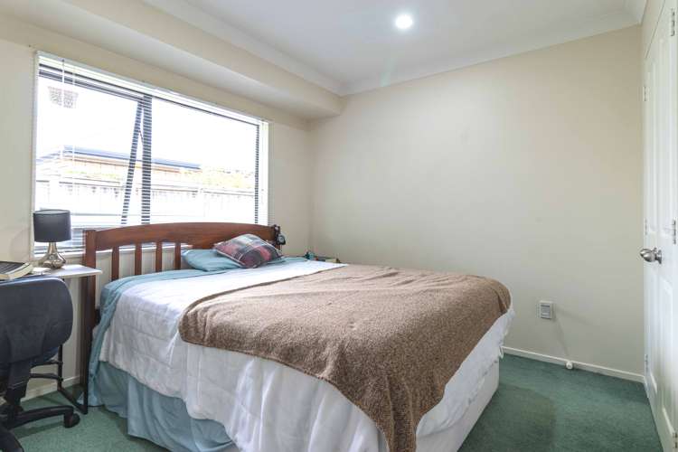 22 Chesterfield Place Rototuna_13