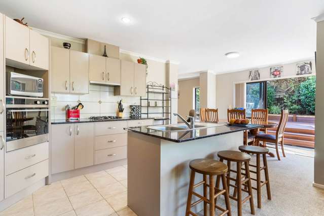 37 Saralee Drive Manurewa_3