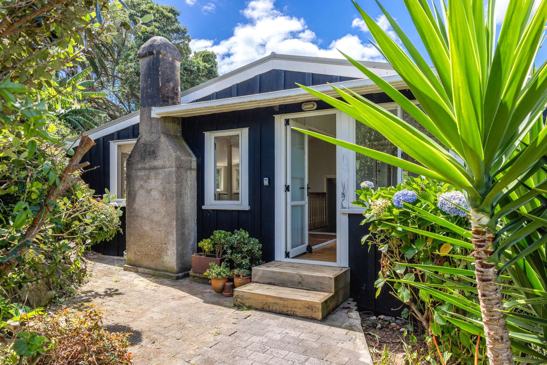 84 Wharf Road Ostend_0