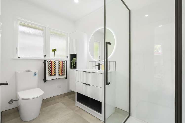 1/7 Dakota Avenue Beach Haven_11