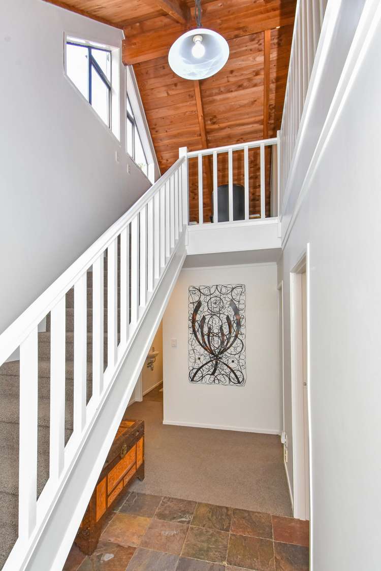 10 Kingsclere Place Goodwood Heights_19