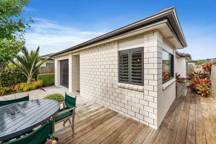 4B Lillian Place Orewa_2