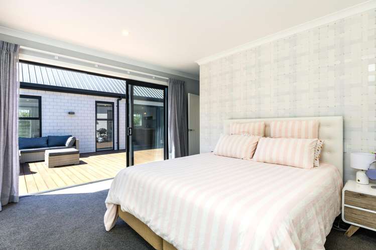 33 Blackmore Place Springlands_21