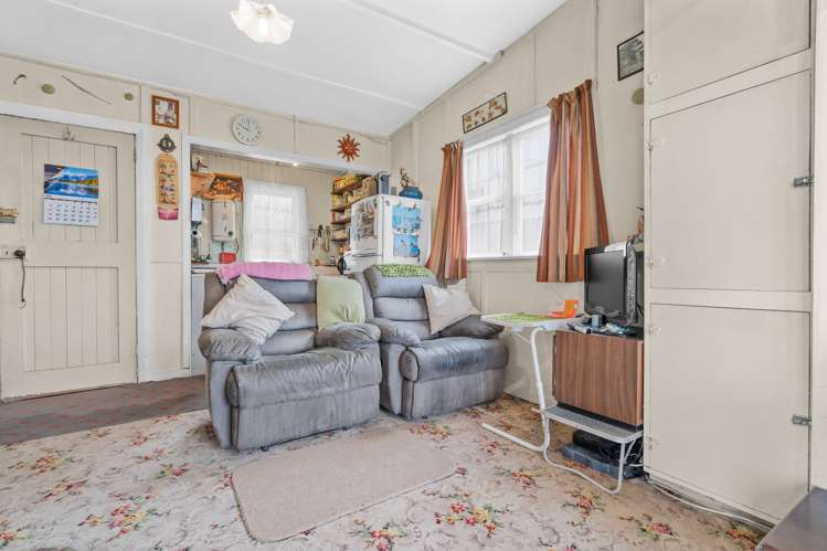 1095 Mataikona Road Mataikona_11