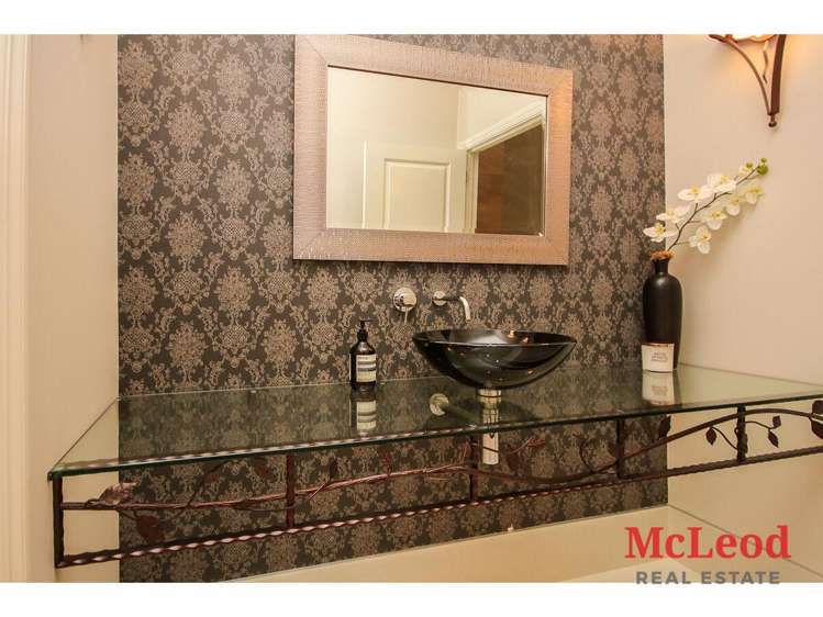 19 Country Place Allenton_29