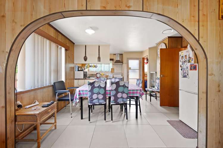 52 Zelda Avenue Clover Park_6