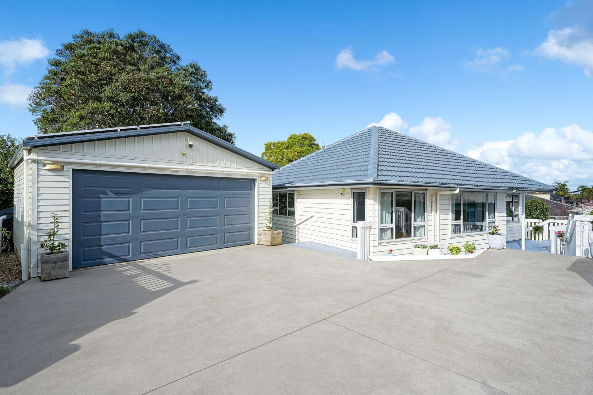 8A Gloria Avenue Te Atatu Peninsula_0