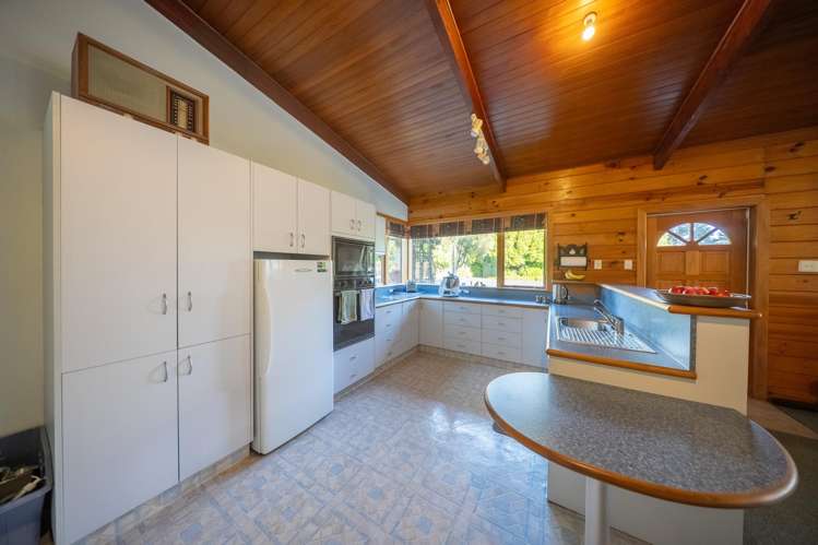 14 Lakefront Drive Te Anau_5