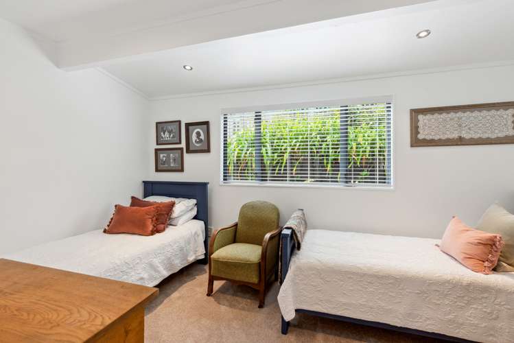 2 Fiesta Grove Raumati Beach_28