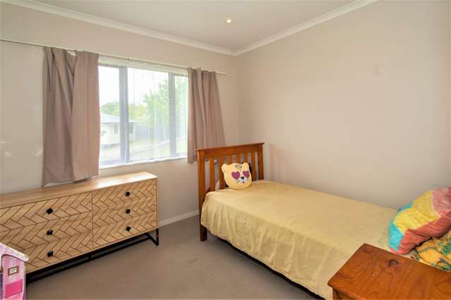 93 Simpson Road Ranui_4