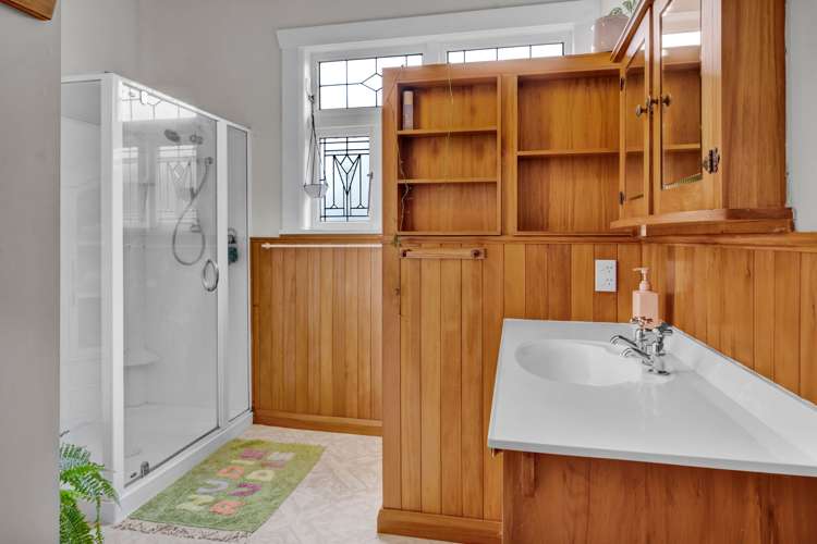 1170 A South Road Manaia_25