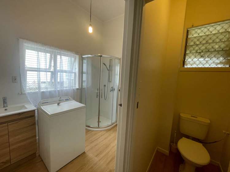 2/1125 New North Road Mt Albert_6