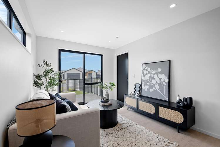 54 River Stone Drive Halswell_4