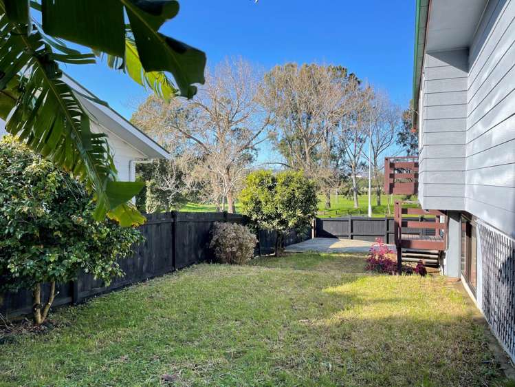 2/159 Gossamer Drive Pakuranga Heights_8