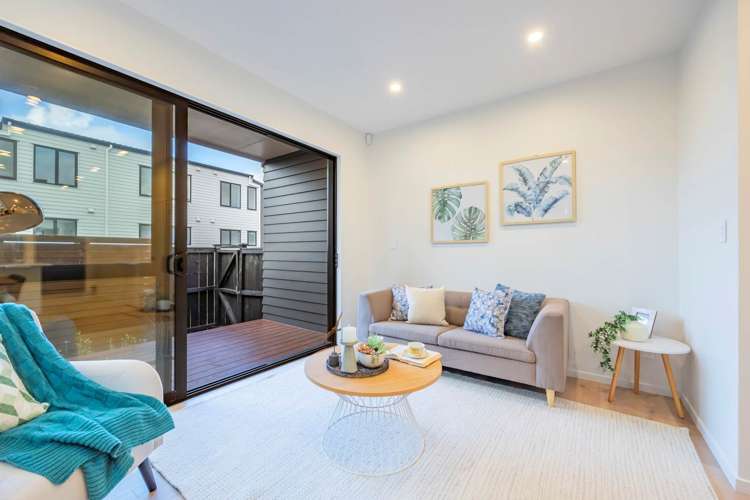 Lot 4/82 Rosewarne Crescent Glendene_12