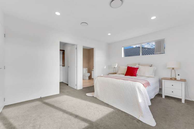 10 Tinaku Road Flat Bush_21