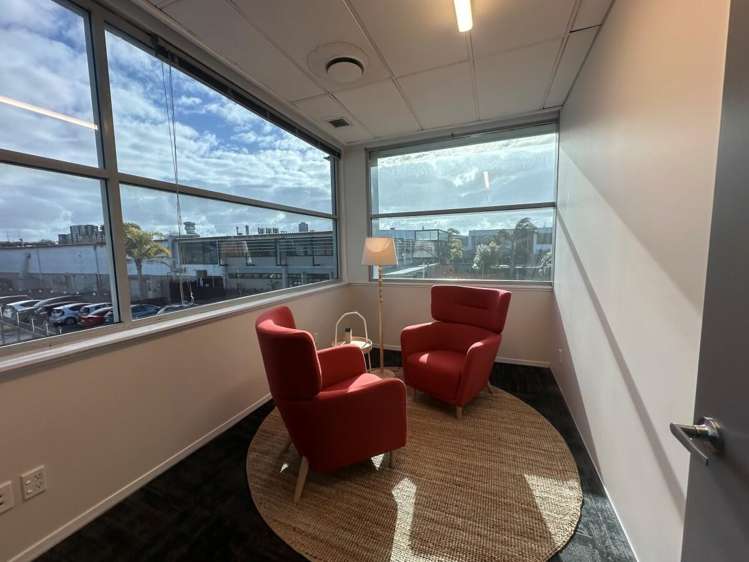 37 Carbine Road Mount Wellington_3