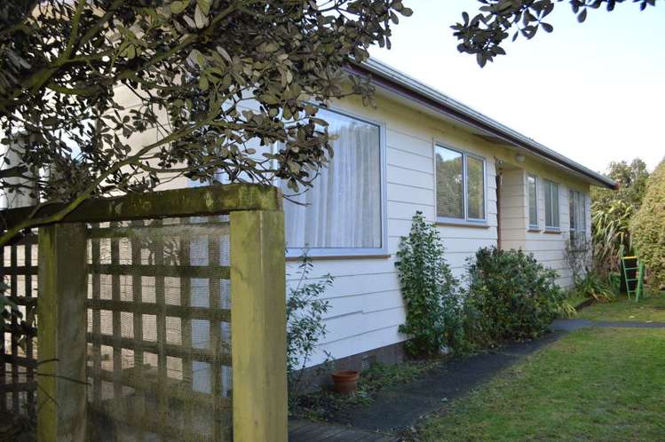 2 Moki Street Titahi Bay_23