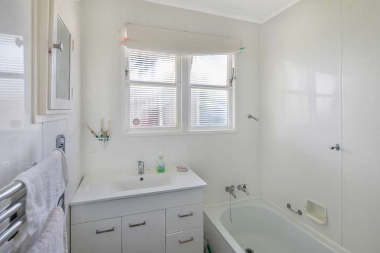 57 Maupuia Road Maupuia_9