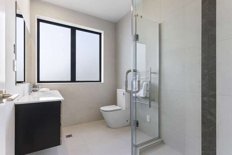 905d East Coast Road Northcross_16