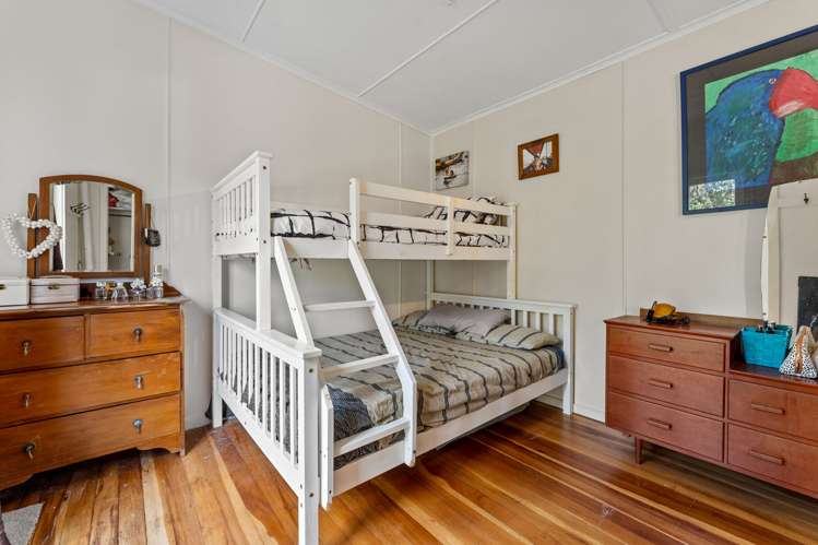 83 Leigh Road Leigh_14