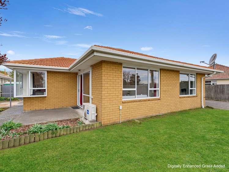 2/2 Bentley Street_0