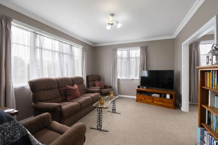 7 Forbury Avenue Takaro_8