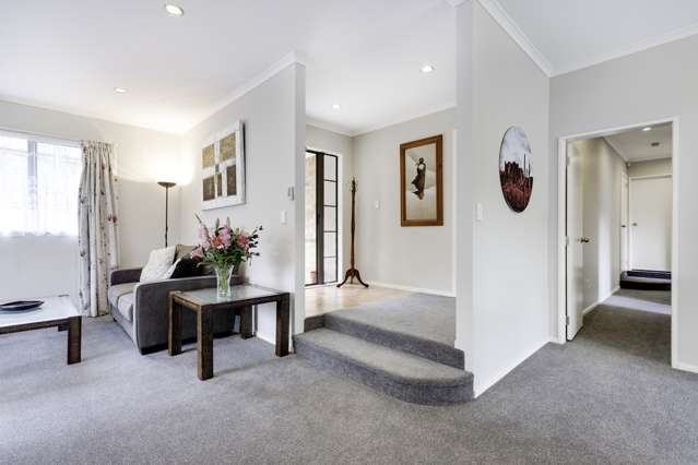 6 Ronald Scott Grove Riverstone Terraces_3