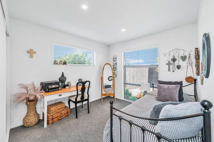 17 Burrow Street Rolleston_21