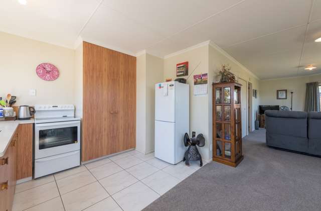 6 Birchwood Grove Richmond_3