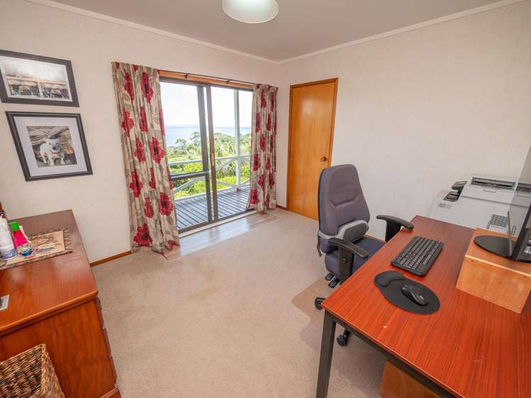 24 Bay View Road Cable Bay_13