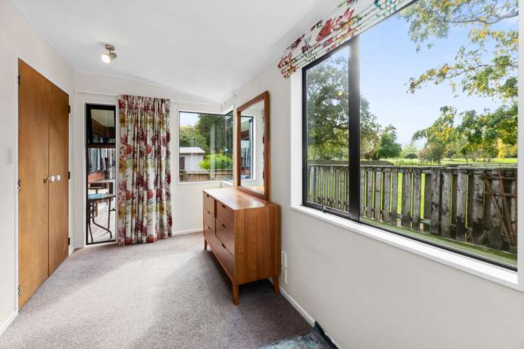 8 Eliot Place Leamington_12