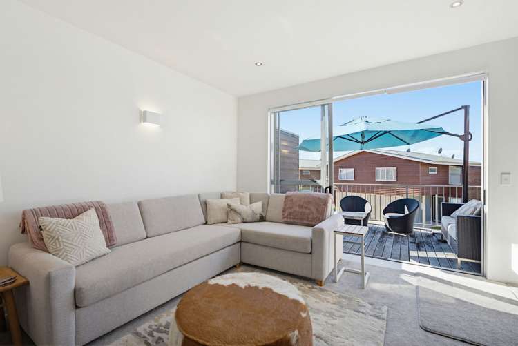 38/18 Eyre Street Whitianga_6