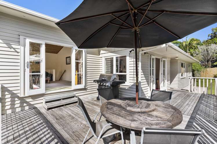 184 Golf Road Titirangi_7