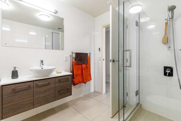 74 Eaves Bush Parade Orewa_10